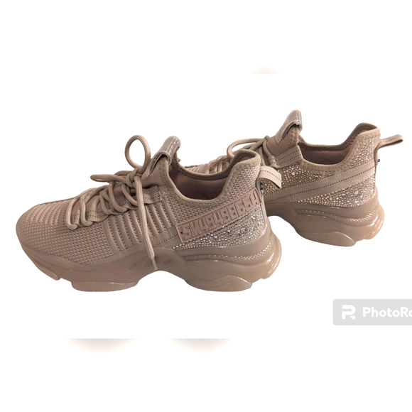 ***SOLD*** Steve Madden Maxilla-R Women's Sneakers - Picture 9 of 16